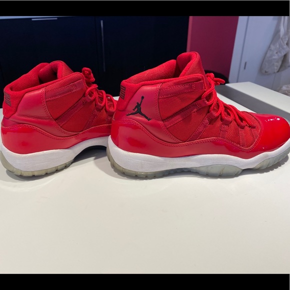 Jordan 11s Gym Red - Picture 5 of 5